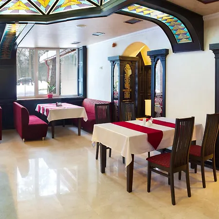 Sherwood Hotel-3